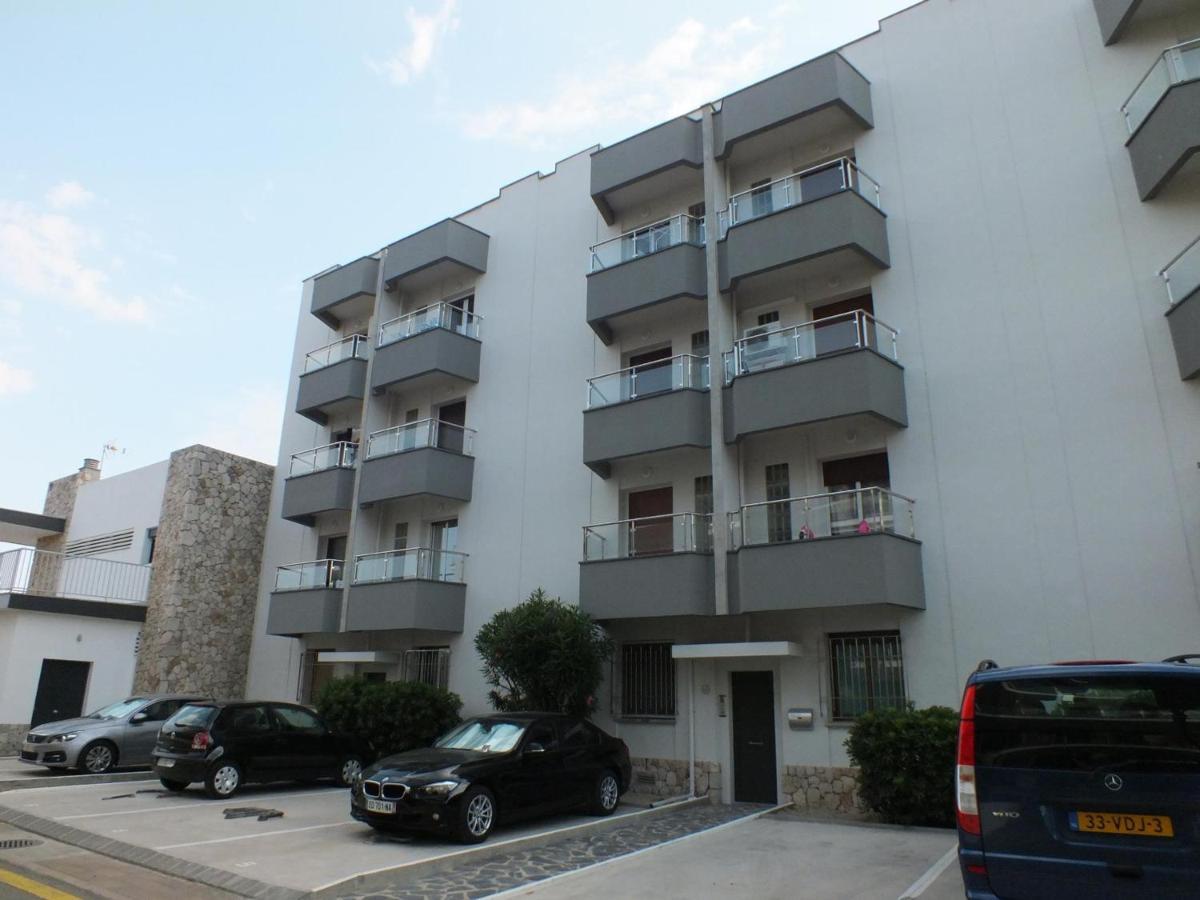 Hermoso Apartamento Renovado Para 4 Pers. Con Parking Privado En Roses - Es-204-11 Roses