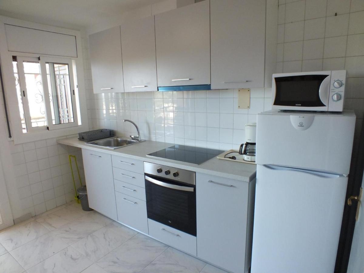 Hermoso Apartamento Renovado Para 4 Pers. Con Parking Privado En Roses - Es-204-11 Appartement